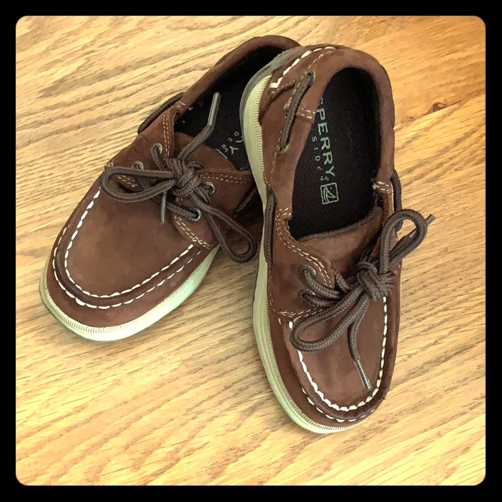 Sperry Boys Size 9.5 Brown Intrepid Boat Shoes